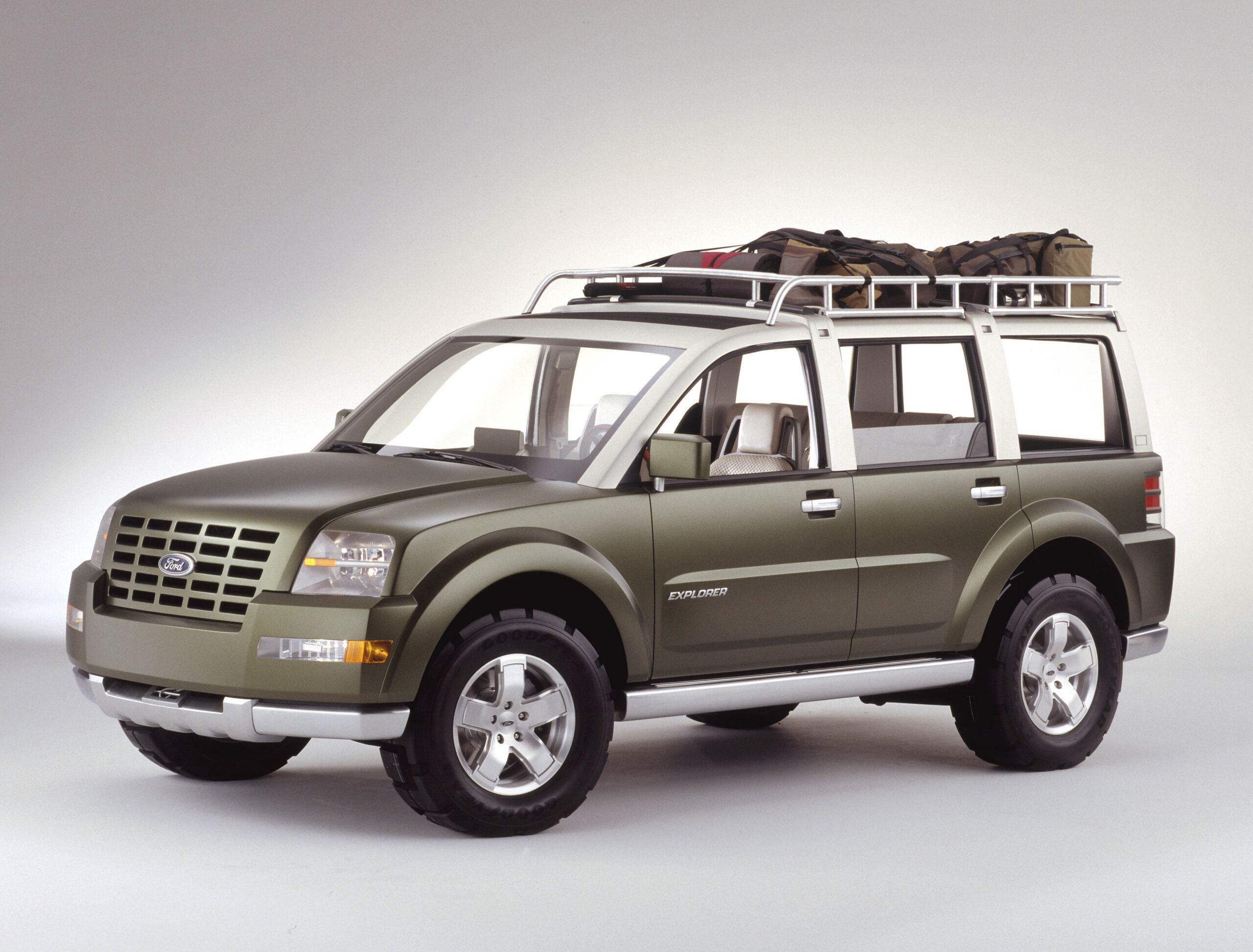 2001 Ford Explorer Sportsman Concept Put Fly Fishing Ahead of Off-Roading