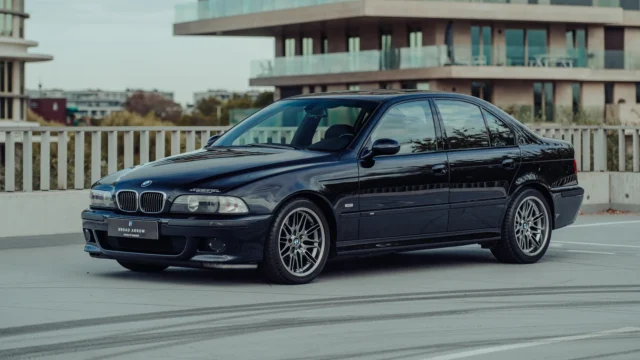 保時捷的瘋狂實驗:將 VW W-10 引擎塞入 BMW E39 M5 的獨特原型車