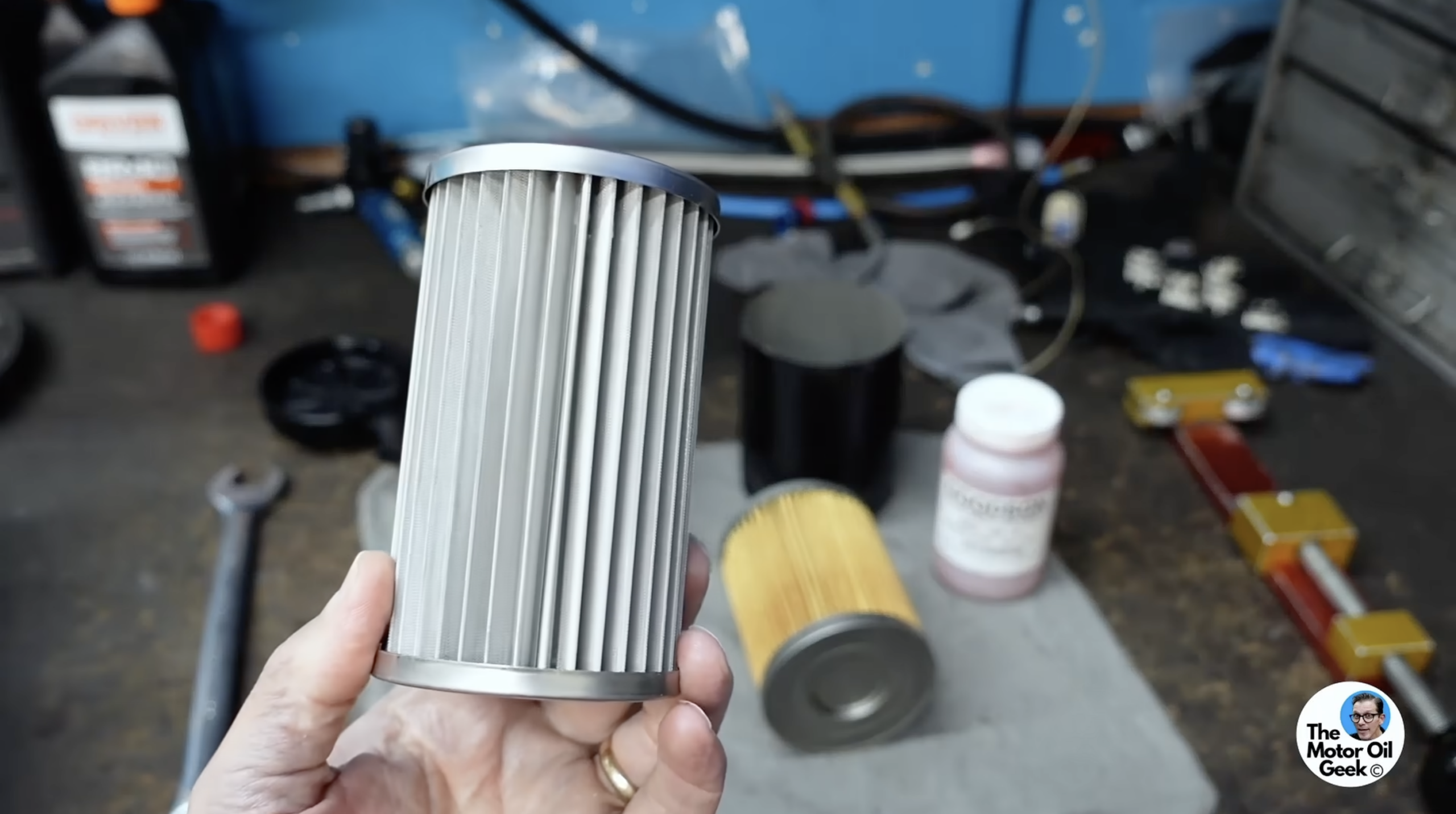 Understanding Oil Filters: Key to Engine Longevity and Performance